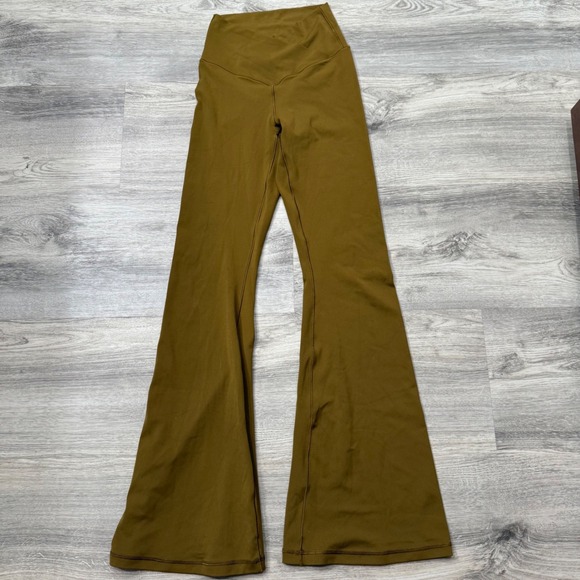 Aerie OFFLINE Real Me Flare Leggings Olive Green Size Small - Picture 2 of 11